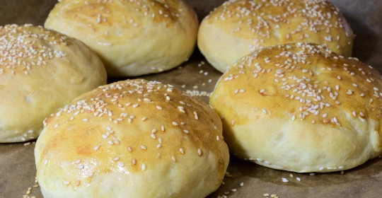 BUNS